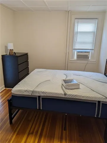 $4,750 | 37 Ann Street, Unit 2, Newport, RI 02840