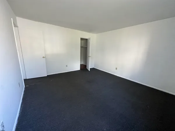 $1,800 | 2734 Evergreen Court, Unit 2734, Mays Landing, NJ 08330