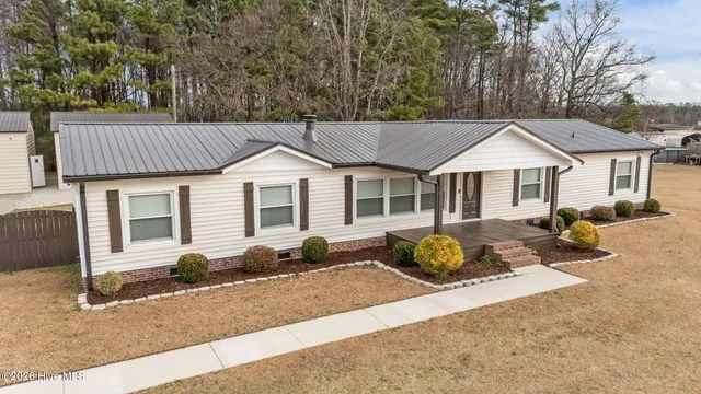 $449,000 | 3905 Hudsons Crossroads Road, Greenville, NC 27858