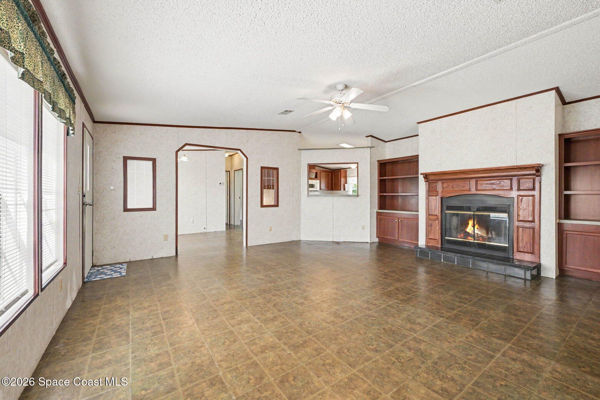 4785 Harrison Road Mims, FL 32754 - Photo 5 of 34 living room