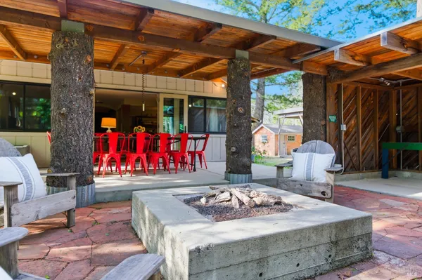 a view of outdoor space yard and patio