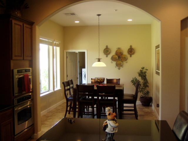 5809 West Rowel Road Phoenix, AZ 85083 - Photo 6 of 40 Kitchen eat-in area