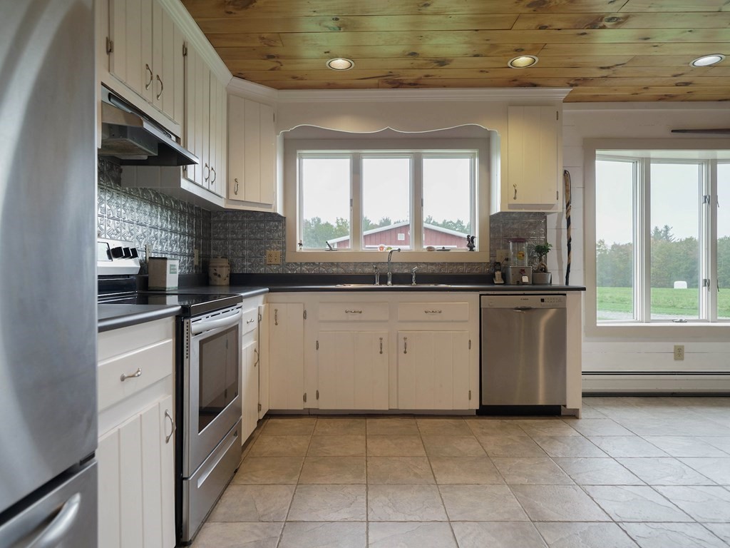 33 Partridge Road Chesterfield, MA 01084 - Photo 13 of 31 Gallery Image 13