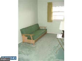 9728 Laramie Road Philadelphia, PA 19115 - Photo 11 of 12