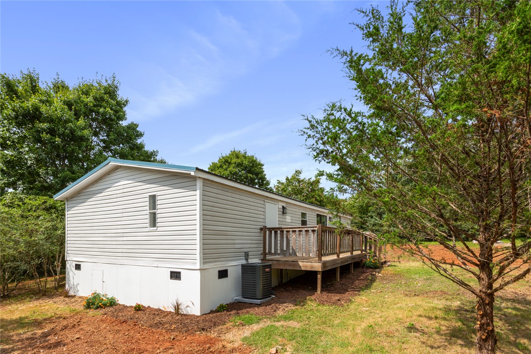 110 Bridwell Road Six Mile, SC 29682 - Photo 4 of 29 Gallery Image 4