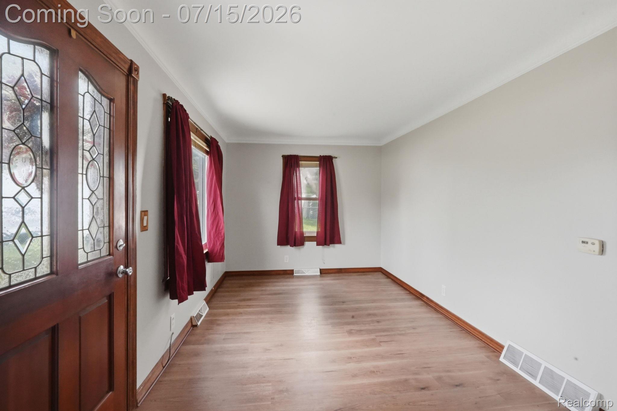 7571 Marlowe Road Belleville, MI 48111 - Photo 5 of 25 5-web-or-mls-vanburen_005.jpg