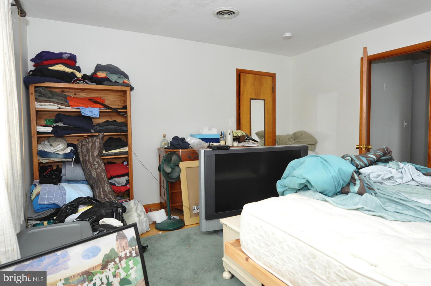 8510 Hawkins Creamery Road Gaithersburg, MD 20882 - Photo 11 of 30 Bedroom #1b