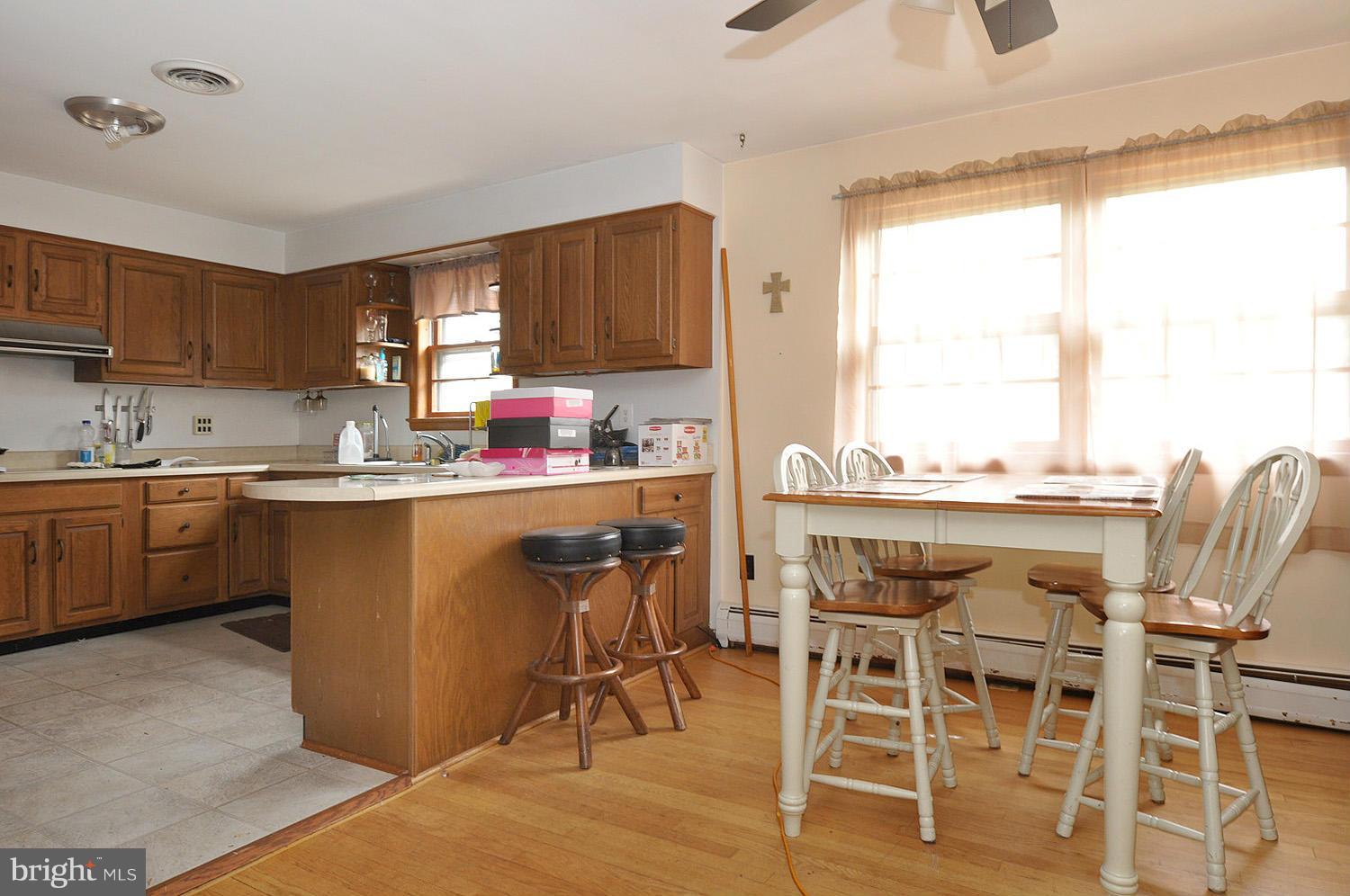 8510 Hawkins Creamery Road Gaithersburg, MD 20882 - Photo 6 of 30 Dining Room