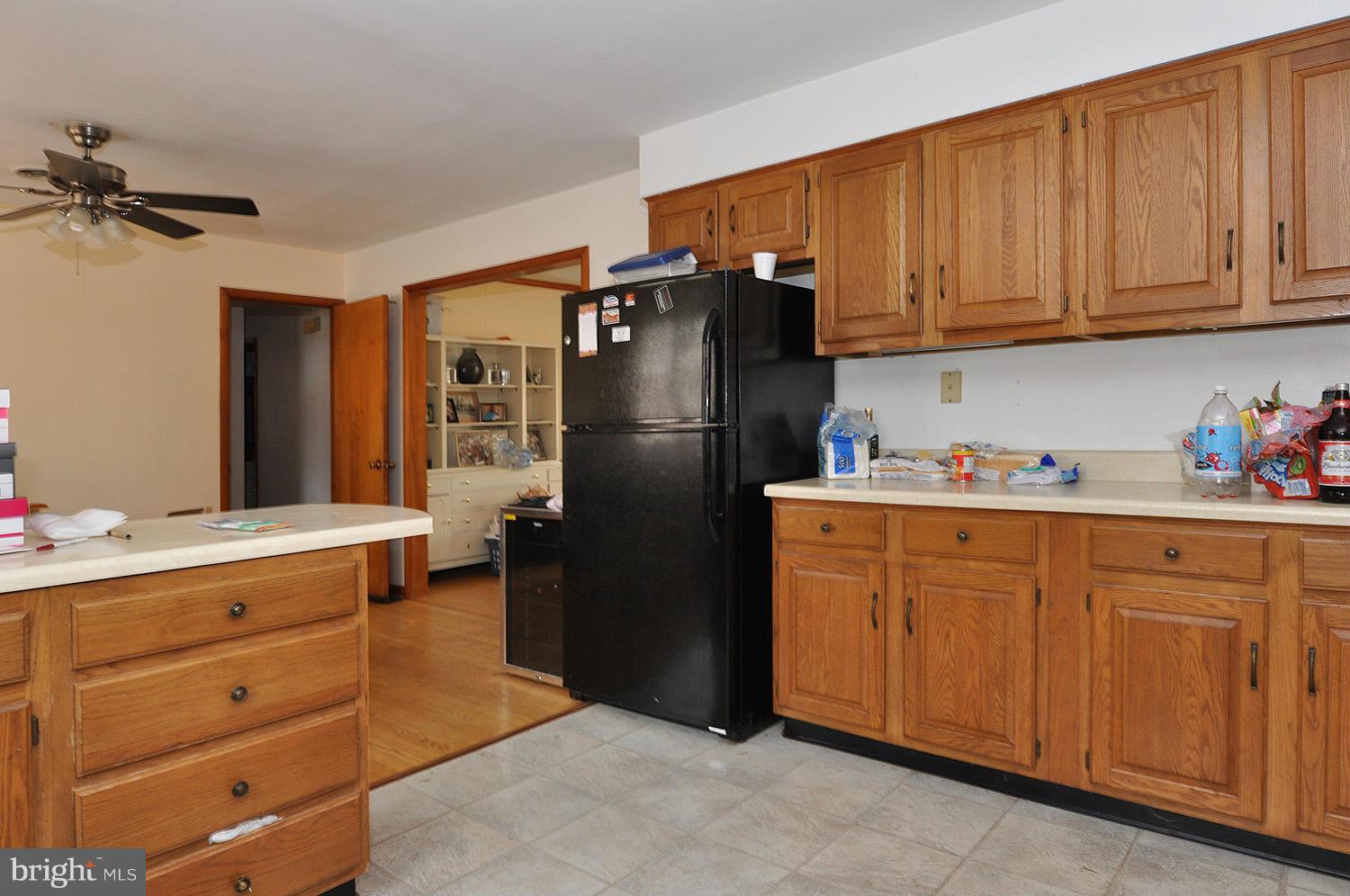 8510 Hawkins Creamery Road Gaithersburg, MD 20882 - Photo 9 of 30 Kitchen