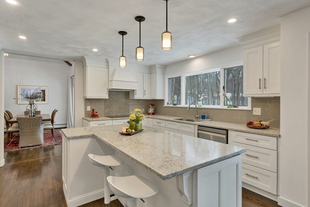 16 Fox Run Lane Salem, NH 03079 - Photo 12 of 42