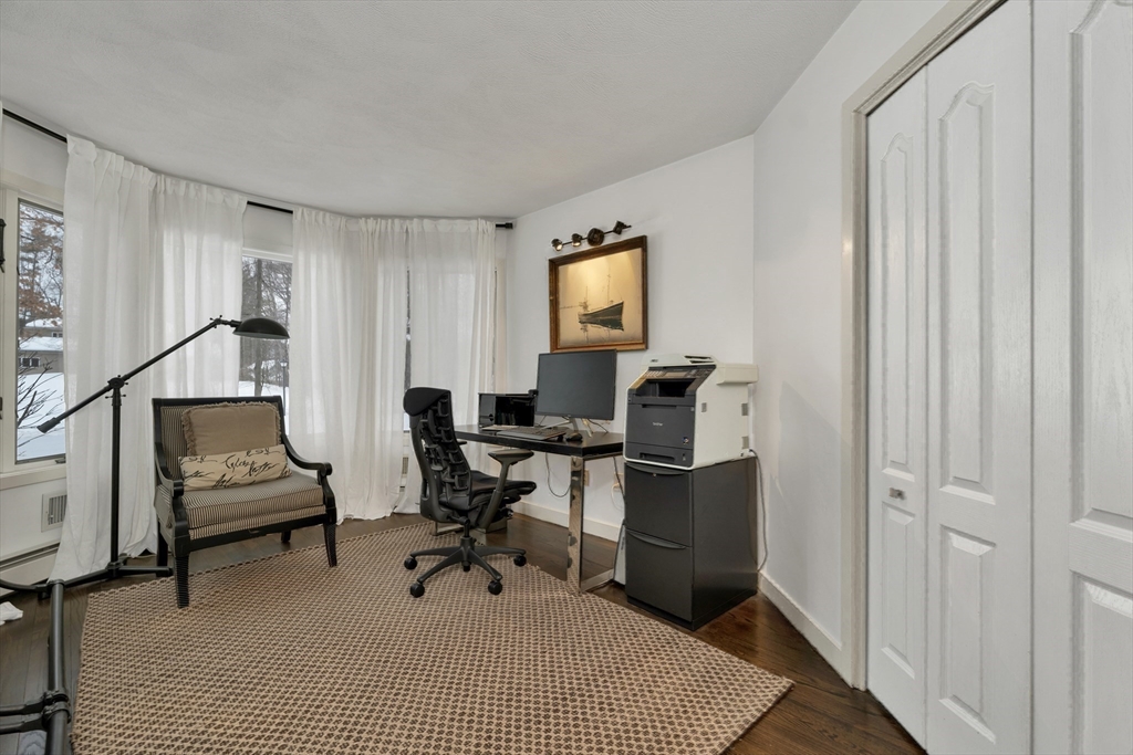 16 Fox Run Lane Salem, NH 03079 - Photo 19 of 42