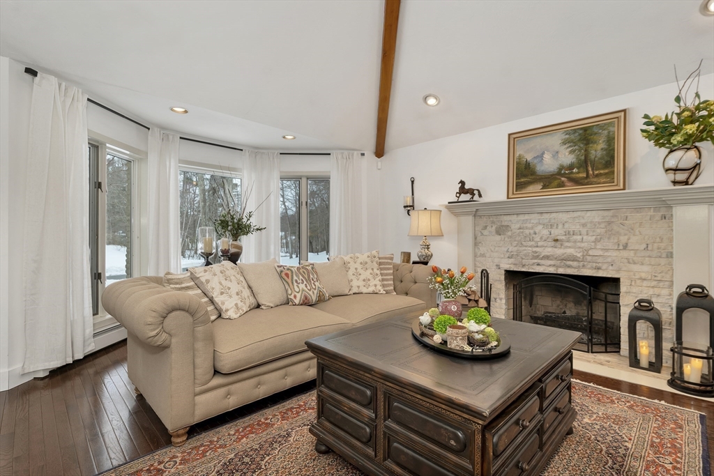 16 Fox Run Lane Salem, NH 03079 - Photo 7 of 42