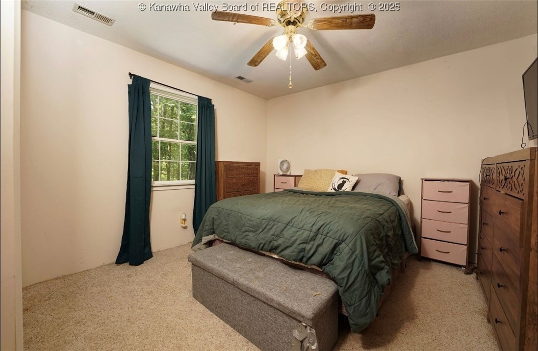 690 Rambling Hills Road Elkview, WV 25071 - Photo 14 of 26 Gallery Image 14