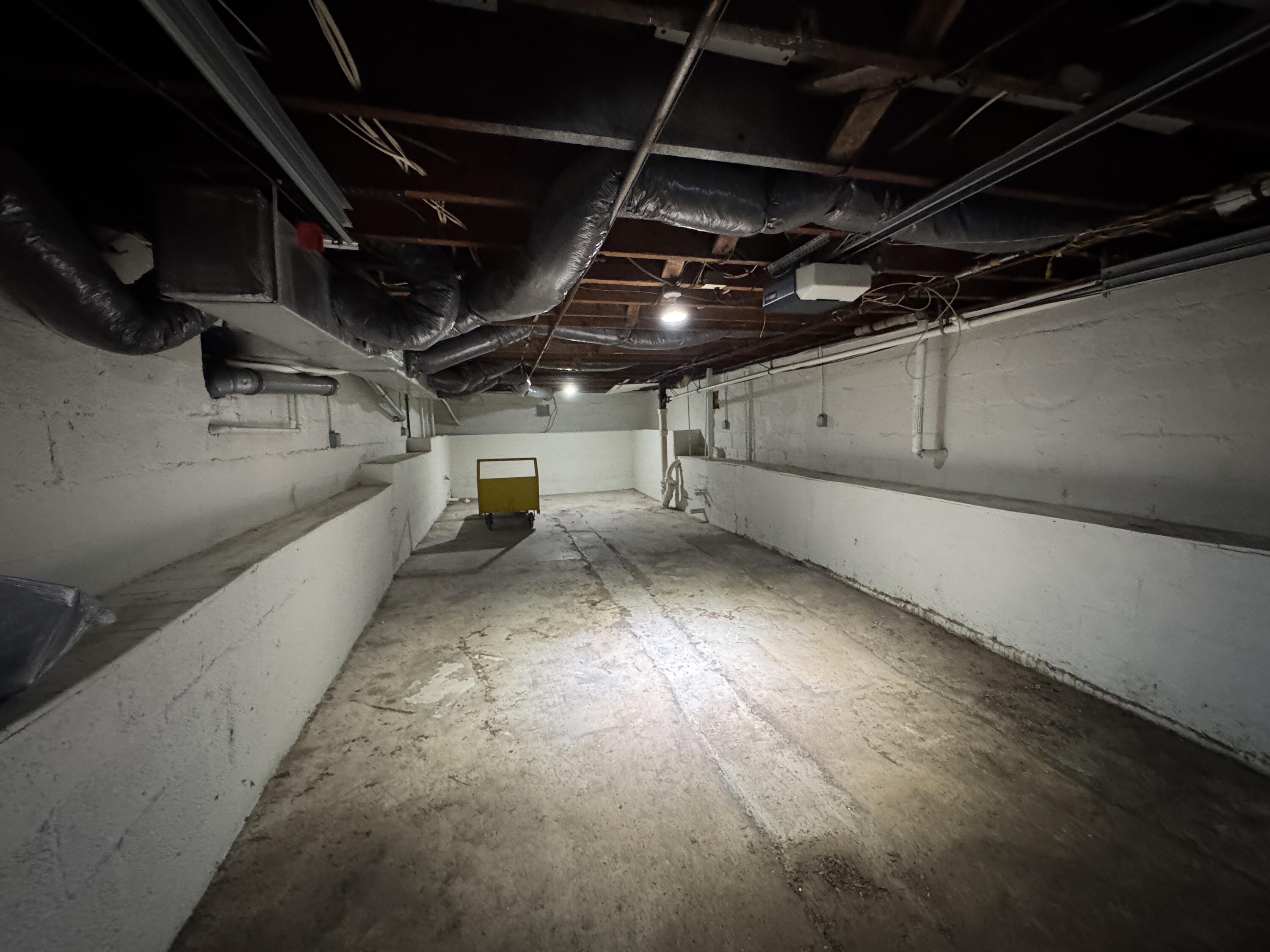 403 Liberty Road Northeast Roanoke, VA 24012 - Photo 19 of 20 a view of storage and utility