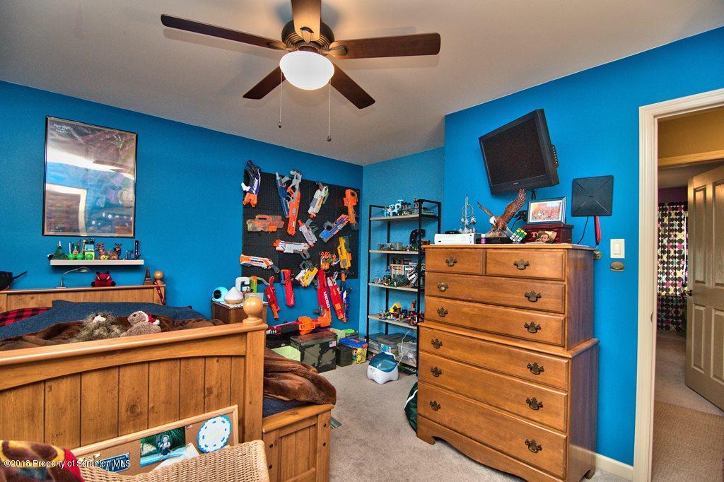 61 West County Road Wapwallopen, PA 18660 - Photo 23 of 31 Gallery Image 23