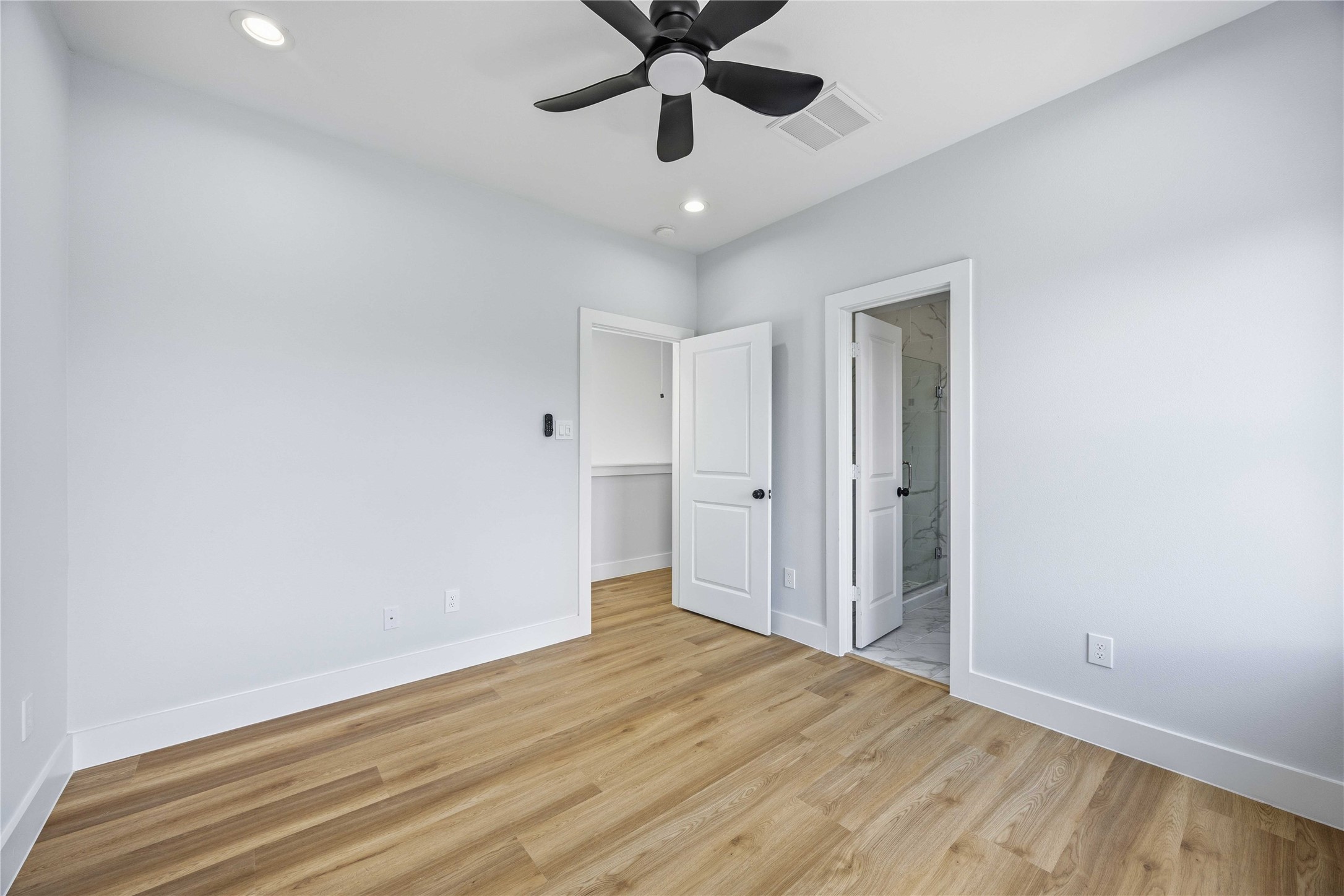 4138 Larkspur Street, Unit B Houston, TX 77051 - Photo 15 of 19