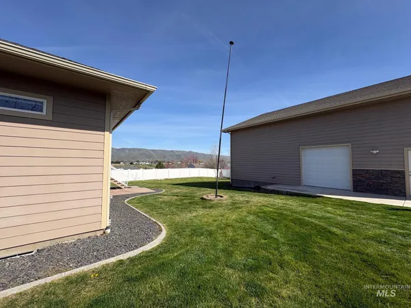 $639,900 | 2285 Pitchstone Drive, Clarkston, WA 99403