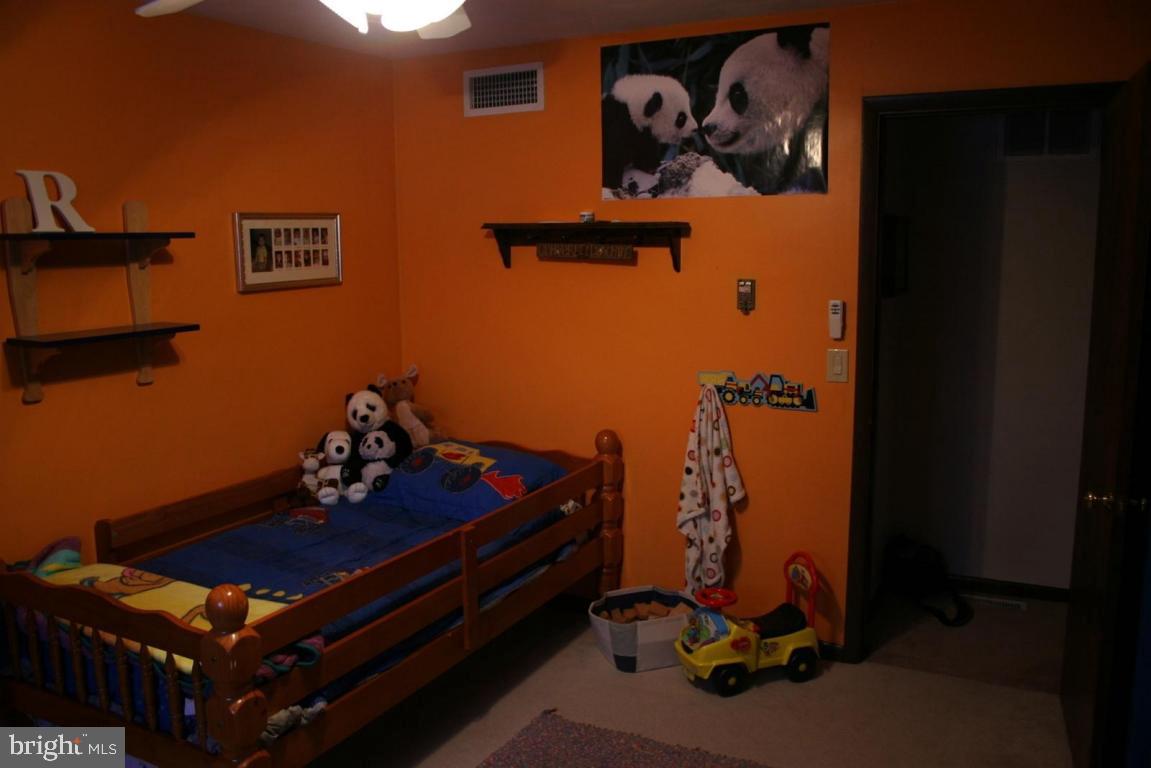 3672 Roundtop Road Elizabethtown, PA 17022 - Photo 7 of 15 Gallery Image 7