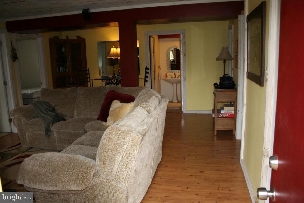 3672 Roundtop Road Elizabethtown, PA 17022 - Photo 9 of 15 Gallery Image 9