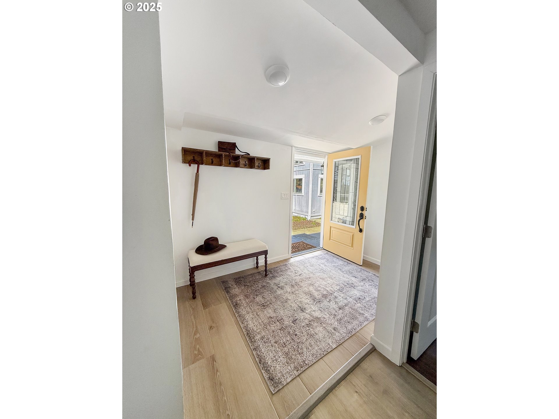 97040 Henderson Road Brookings, OR 97415 - Photo 17 of 36 a view of living room with furniture and a rug