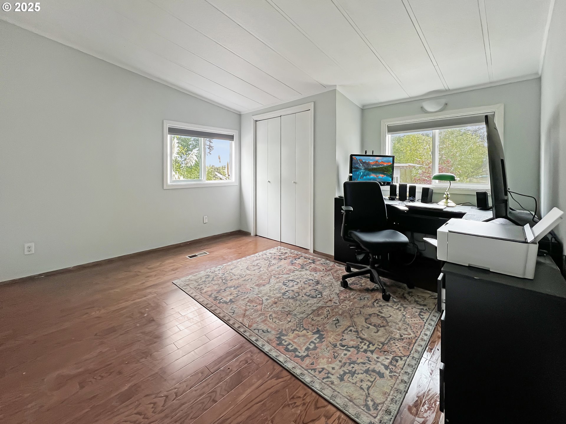 97040 Henderson Road Brookings, OR 97415 - Photo 24 of 36 a workspace with furniture and a window