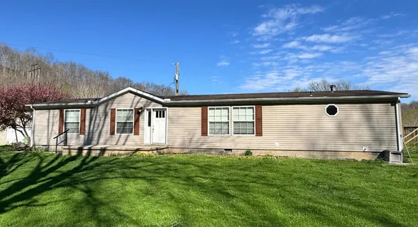 $209,000 | 22211 Old Us 52, Laurel, IN 47024