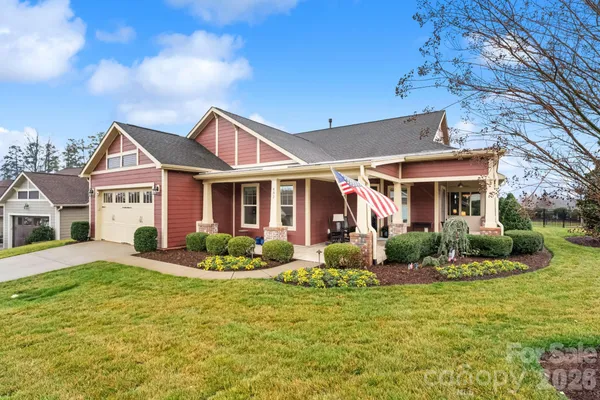 $1,150,000 | 482 Flat Rock Drive, Denver, NC 28037
