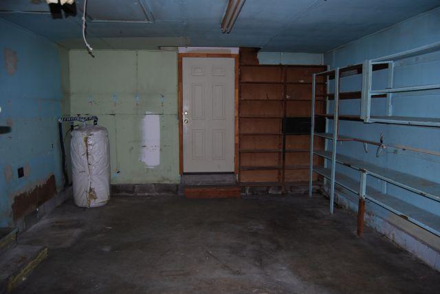 111 Scenic View Road Old Hickory, TN 37138 - Photo 14 of 18 1 car attached garage