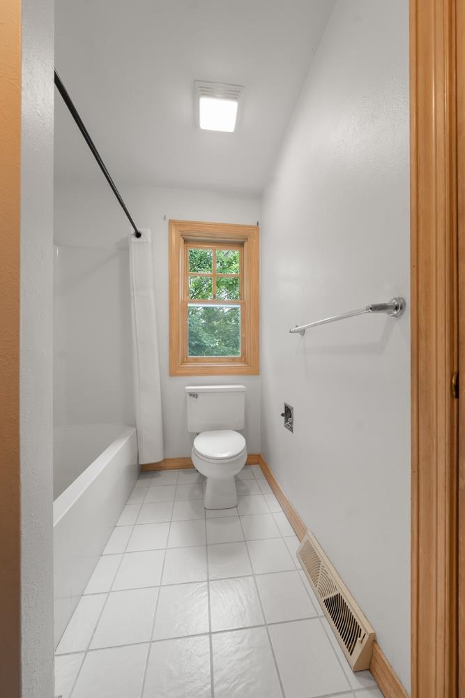 4720 Wedgestone Court Oneida, WI 54155 - Photo 37 of 70