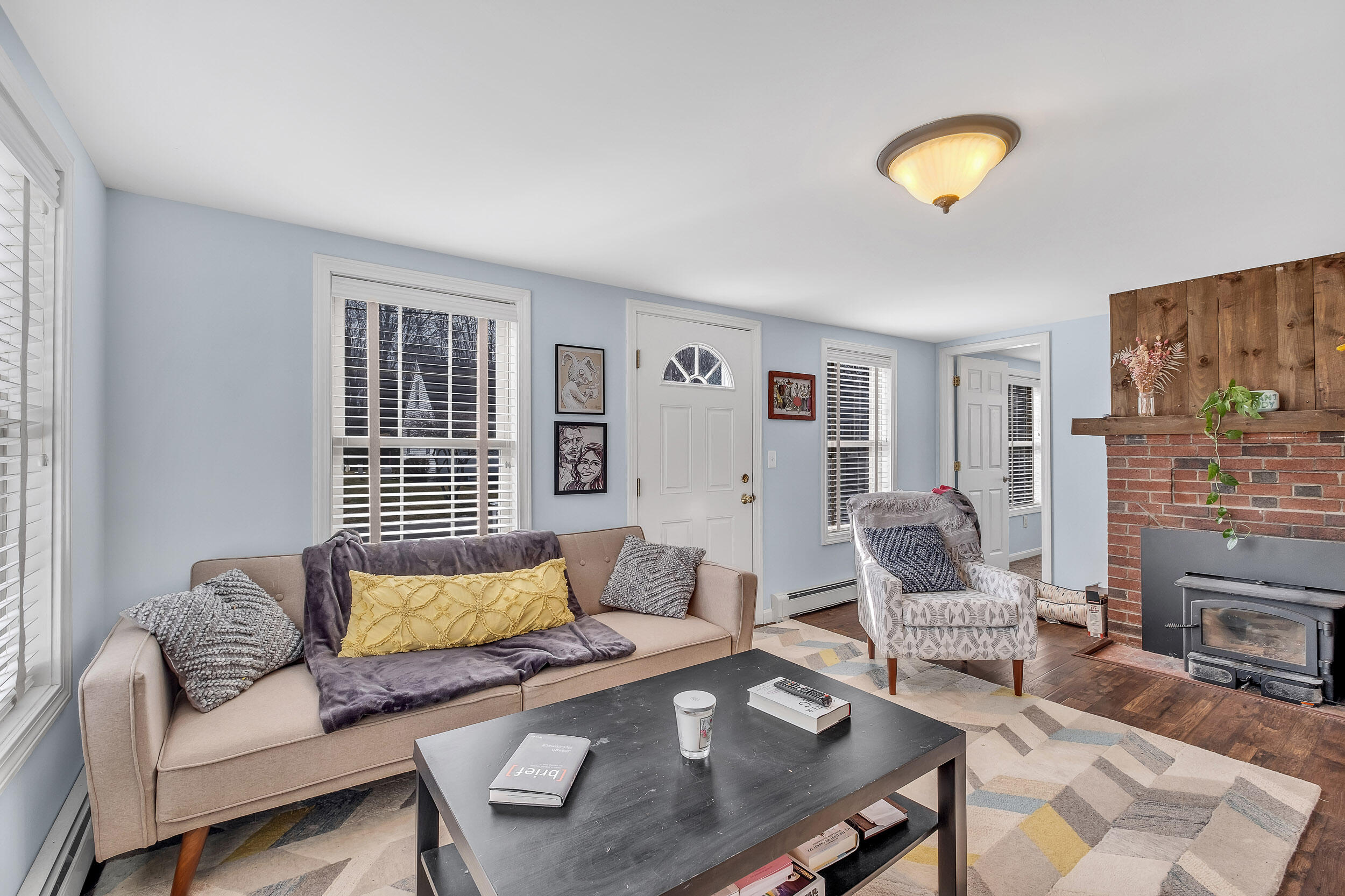 16 Ocean View Road Scarborough, ME 04074 - Photo 6 of 38 16 Ocean View Rd_Scarborough_05