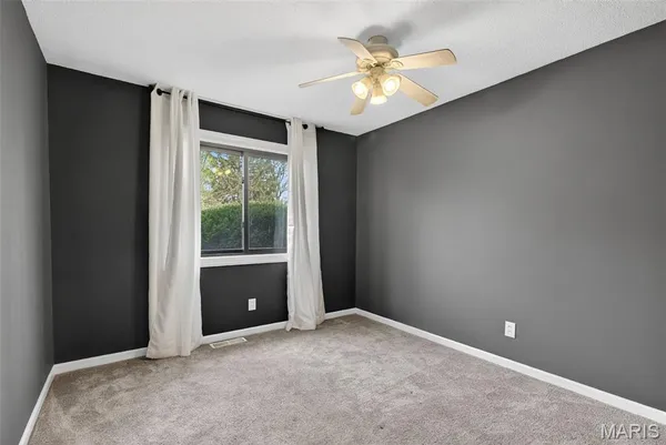 $249,900 | 11828 Foxwood Drive, Maryland Heights, MO 63043