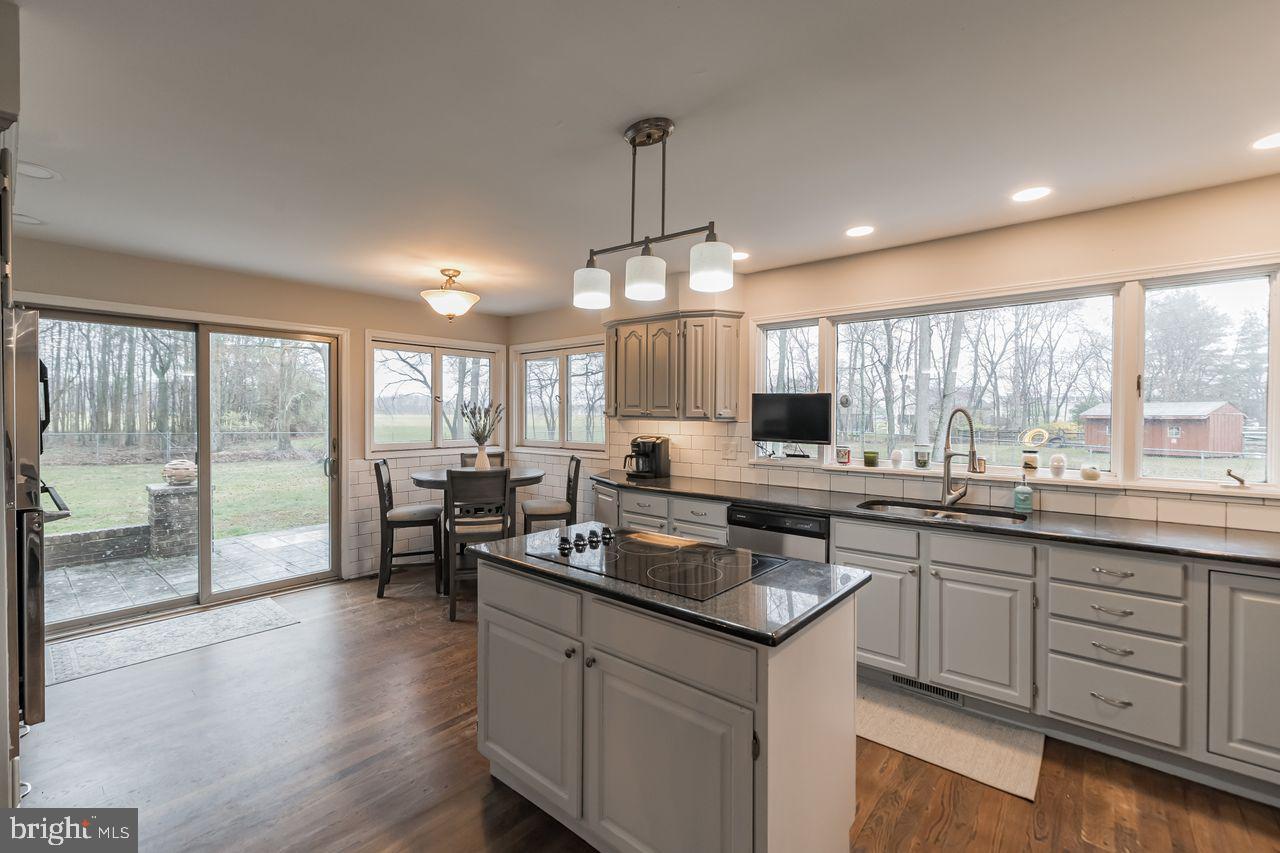 96 Stacy Haines Road Lumberton, NJ 08048 - Photo 10 of 33