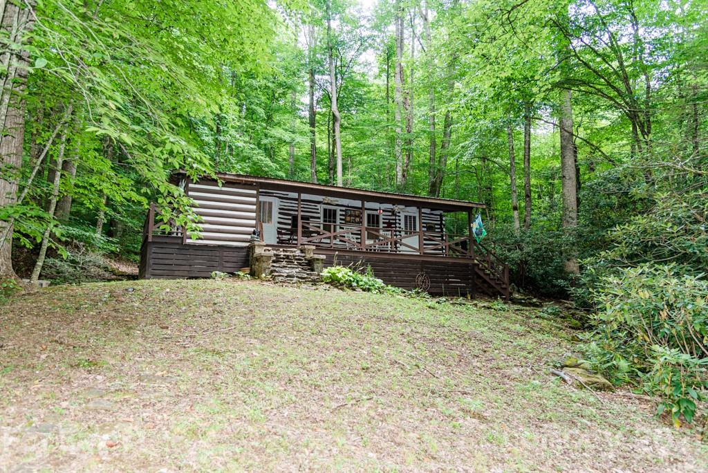 101 Cold Spring Road Burnsville, NC 28714 - Photo 2 of 33 Gallery Image 2