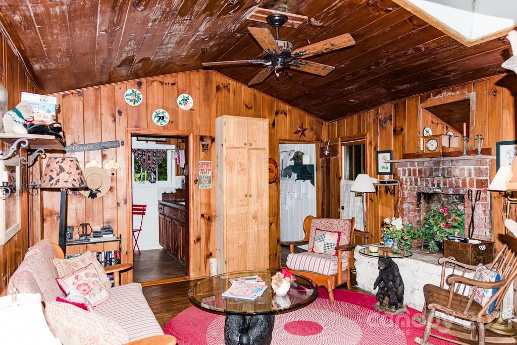101 Cold Spring Road Burnsville, NC 28714 - Photo 14 of 33 Gallery Image 14