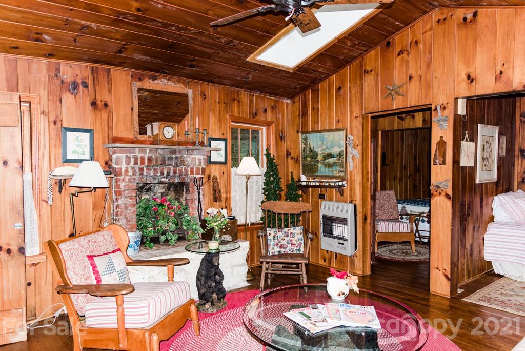 101 Cold Spring Road Burnsville, NC 28714 - Photo 15 of 33 Gallery Image 15