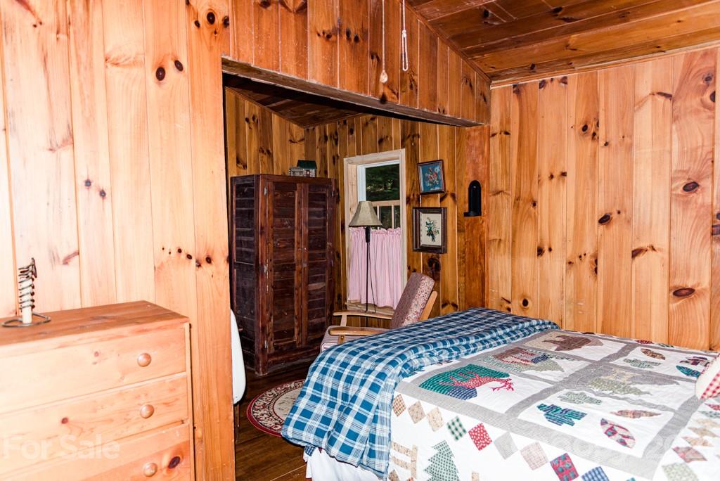 101 Cold Spring Road Burnsville, NC 28714 - Photo 24 of 33 Gallery Image 24