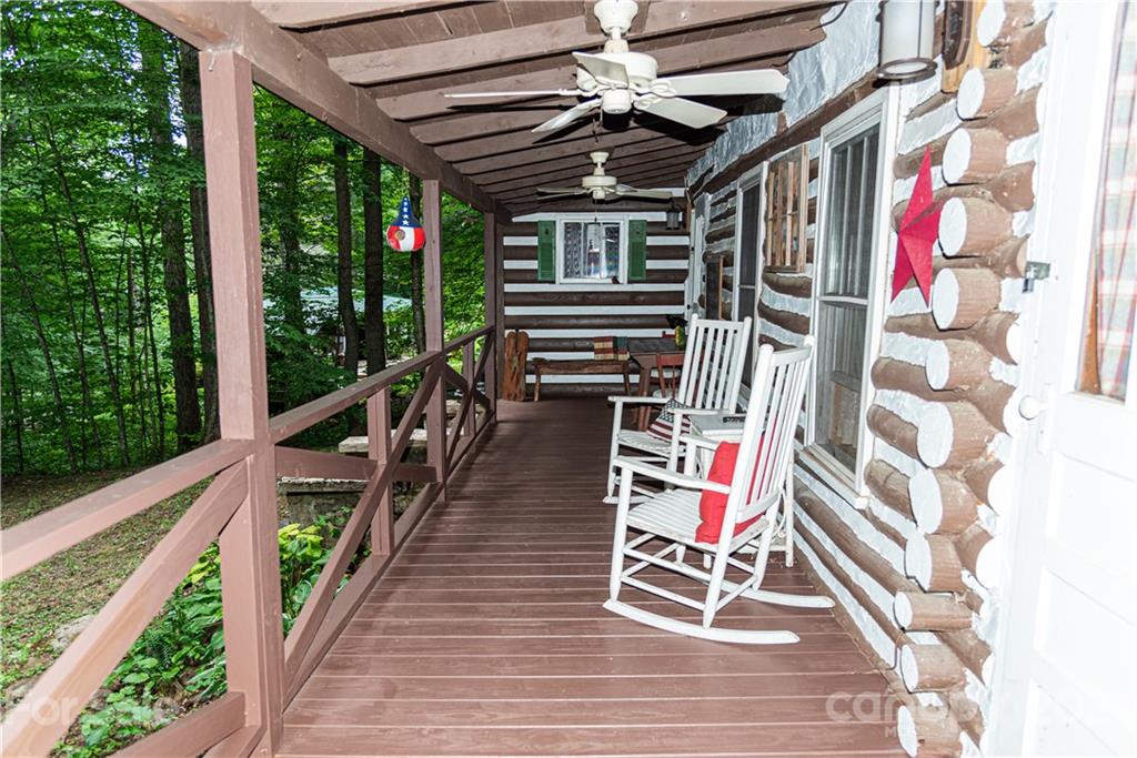 101 Cold Spring Road Burnsville, NC 28714 - Photo 5 of 33 Gallery Image 5