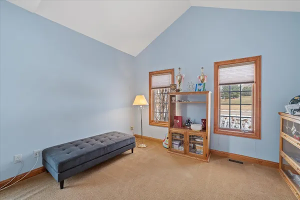 $899,900 | N60W27179 Trappers Run, Merton, WI 53089