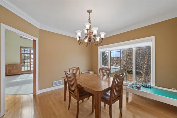 $899,900 | N60W27179 Trappers Run, Merton, WI 53089