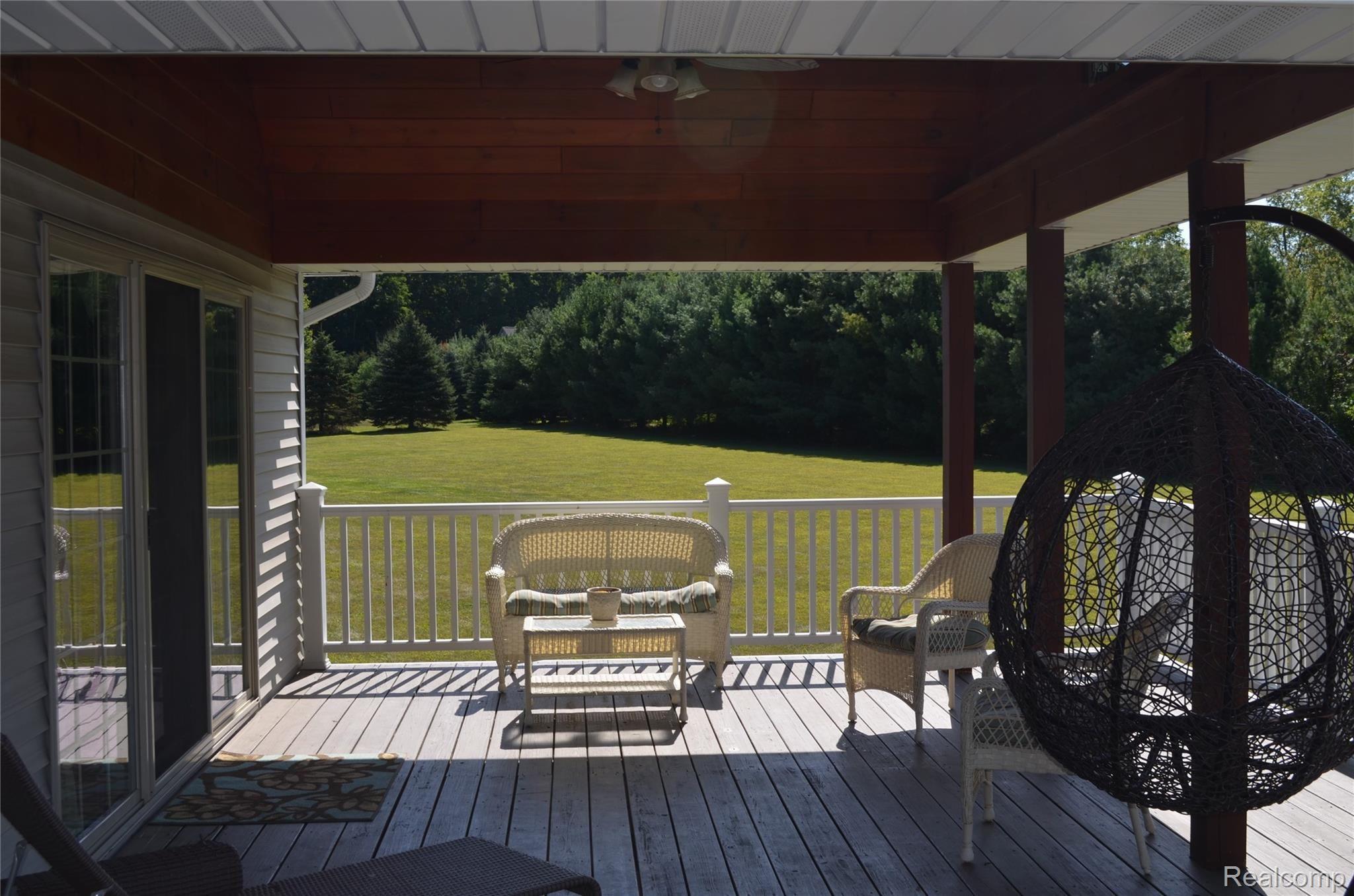 6237 Denton Hill Road Fenton, MI 48430 - Photo 59 of 81 DSC_0033.JPG