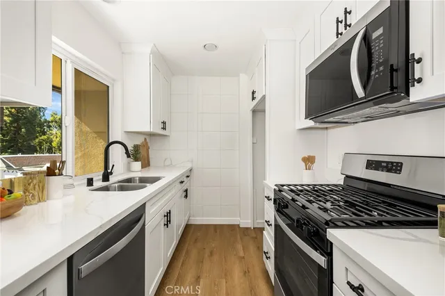 $595,000 | 23372 Caminito Andreta, Unit 147, Laguna Hills, CA 92653