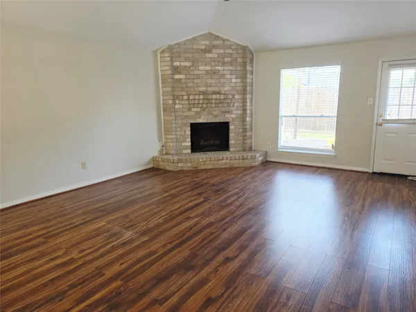 $1,850 | 15330 Oak Terrace Drive, Houston, TX 77082