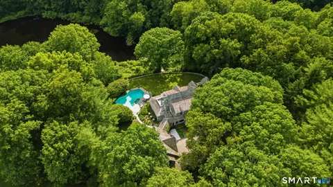$2,599,000 | 8 Wedges Field, Weston, CT 06883