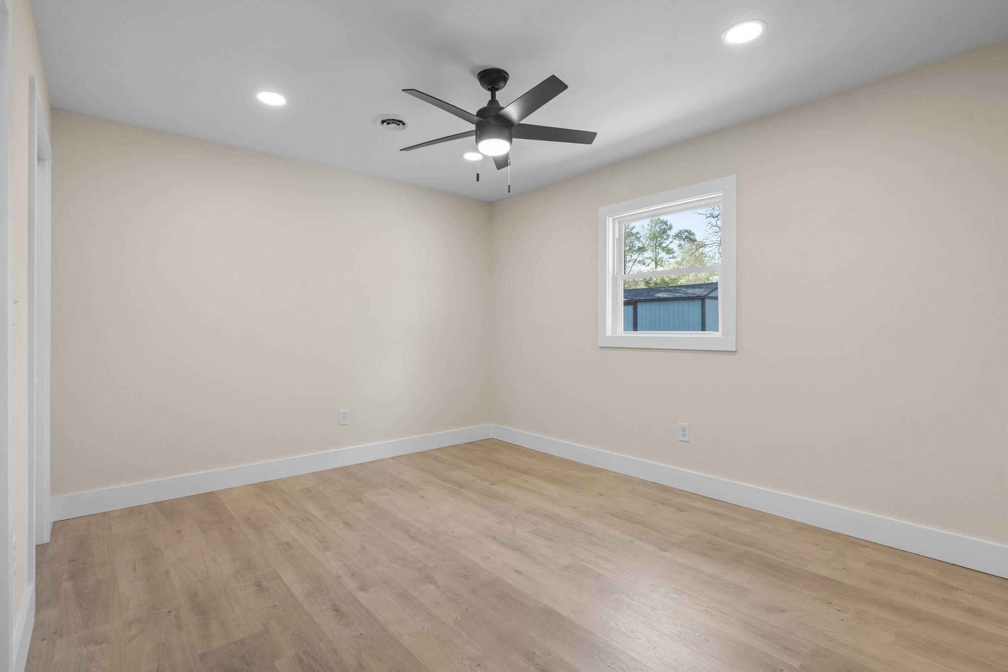 947 Fox Hollow Road Conway, SC 29526 - Photo 28 of 40 Unfurnished room featuring light wood finished floors, recessed lighting, and a ceiling fan