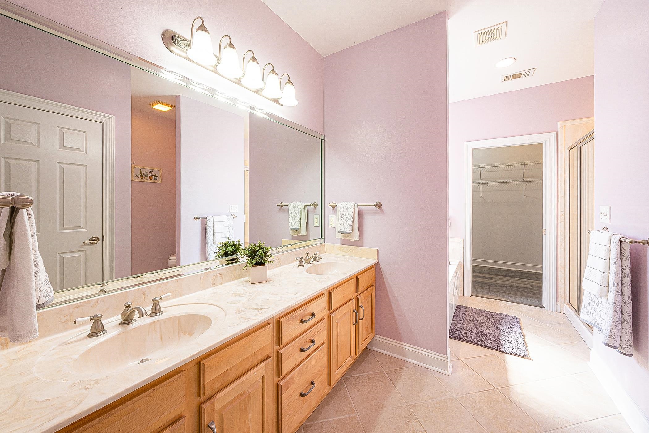 133 Mark Twain Loop Foley, AL 36535 - Photo 33 of 61 Bathroom