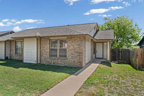 $1,350 | 16031 Fitchburg Circle, Pflugerville, TX 78660