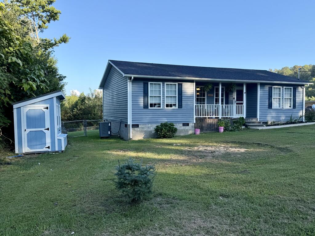 643 Sullivan Road Daniels, WV 25832 - Photo 4 of 69 Gallery Image 4