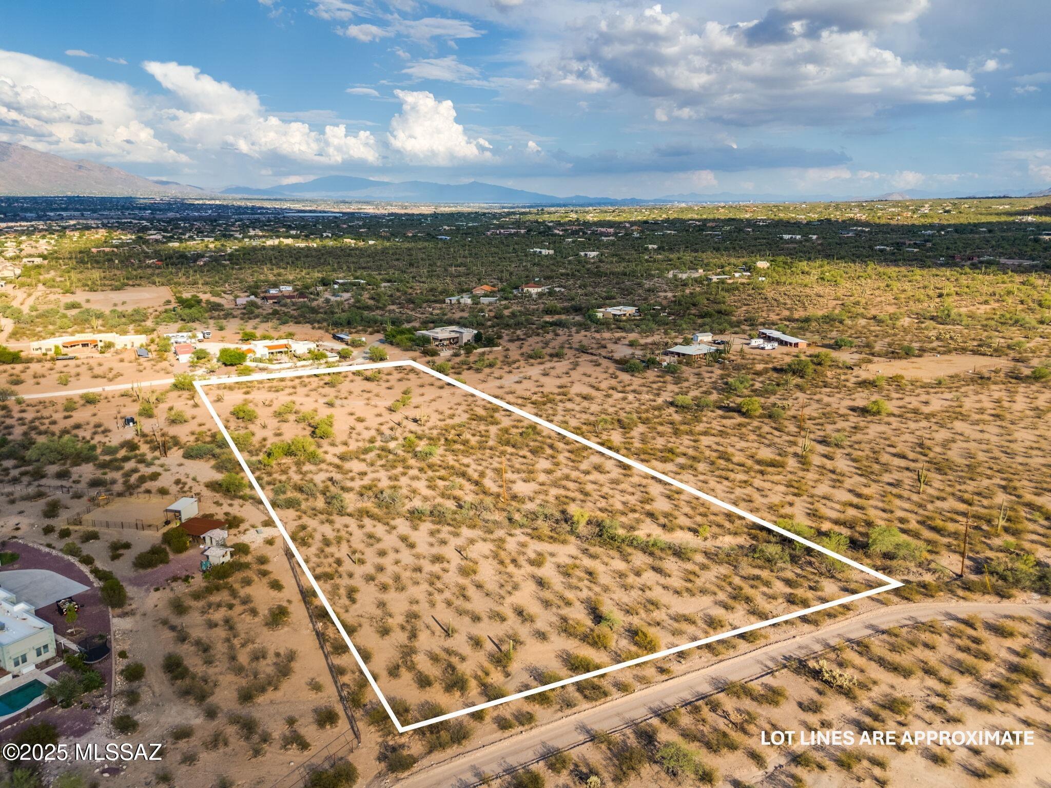 7759 North Artesiano Road, Unit 2 Tucson, AZ 85743 - Photo 11 of 33 a view of an ocean