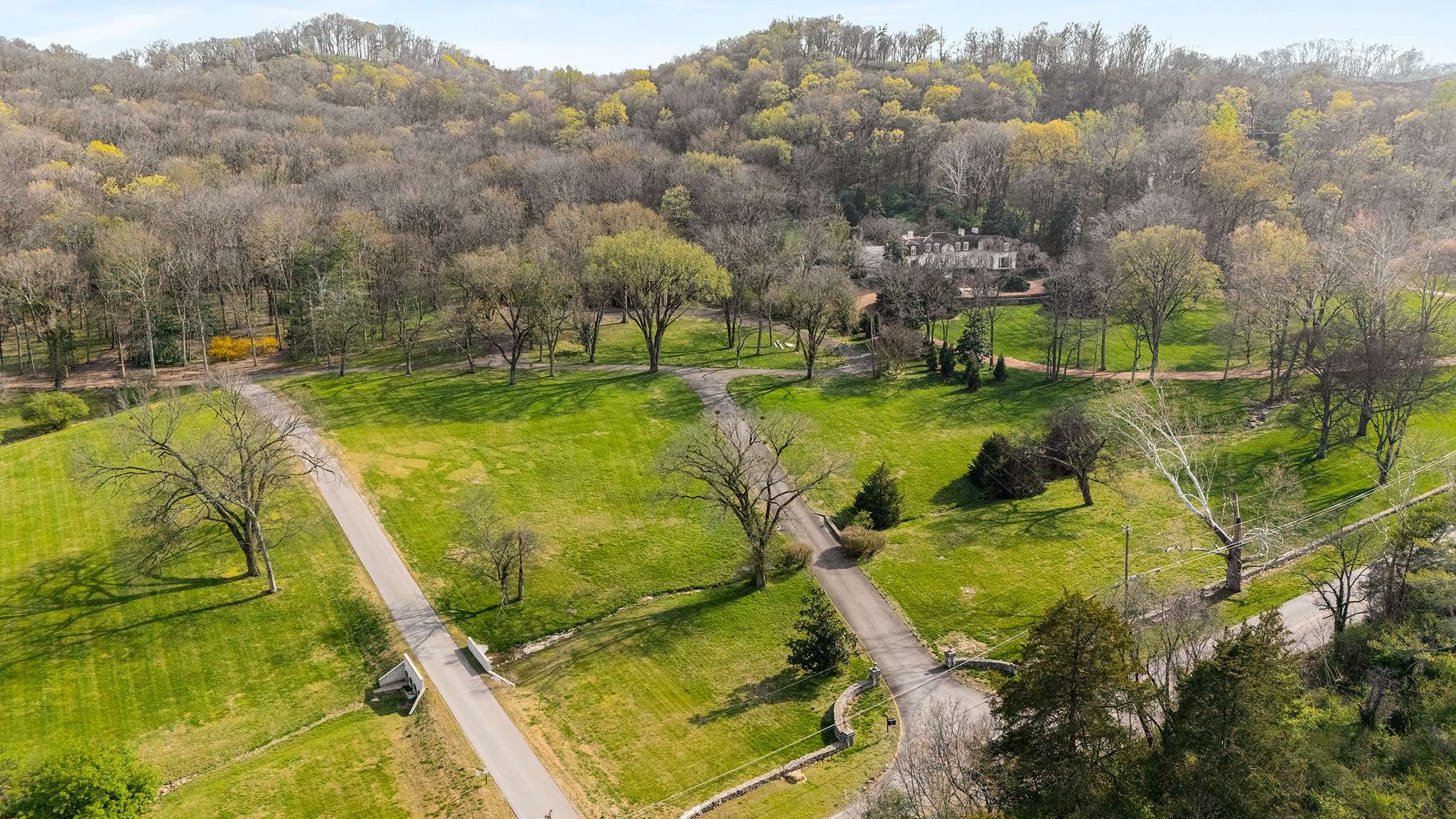1416 Chickering Road Nashville, TN 37215 - Photo 4 of 12 a view of a lake with a mountain