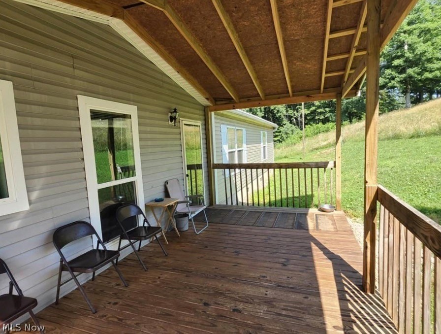 960 Kirby Ridge Mount Zion, WV 26151 - Photo 2 of 49